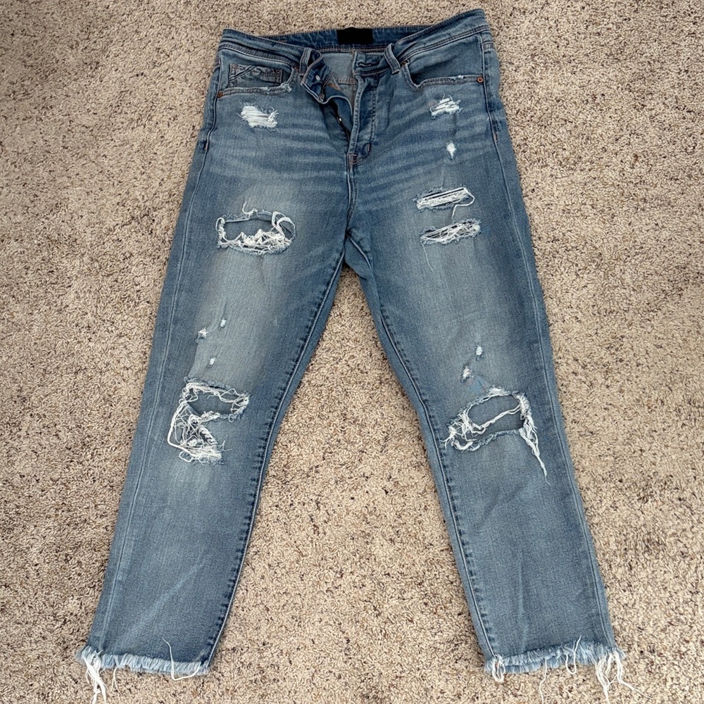 Distressed Blue Jeans buckle black